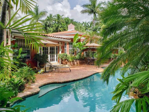 1600 Nocatee Dr, Miami, Florida 33133, image 1