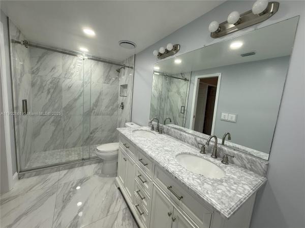 Westwood Gardens, 5416 Eagle Lake Dr #4, Palm Beach Gardens, Florida 33418, image 1