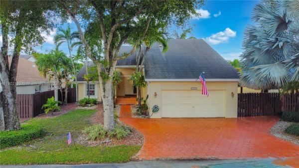 4235 SW 148th Pl, Miami, Florida 33185, image 1