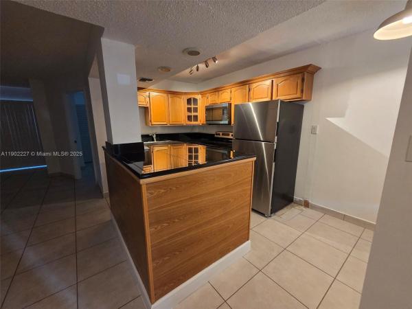 Parc Vista, 9241 SW 138th Pl, Kendall, Florida 33186, image 3