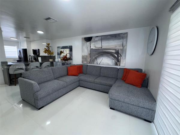 7965 NW 8th St #23E, Unincorporated Dade County, Florida 33126, image 1