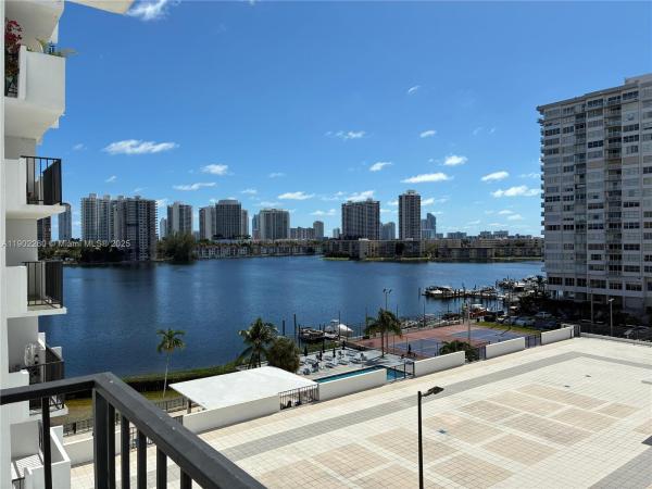 Commodore Plaza Century, 2780 NE 183rd St #606, Aventura, Florida 33160, image 1