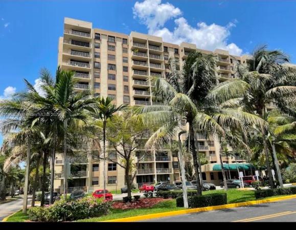 Greenwich, 1470 NE 123rd St #A116, North Miami, Florida 33161, image 1