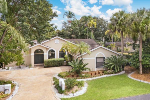 Pinecrest Arabesque Estates, 11003 SW 77th Court Cir #, Pinecrest, Florida 33156, image 3