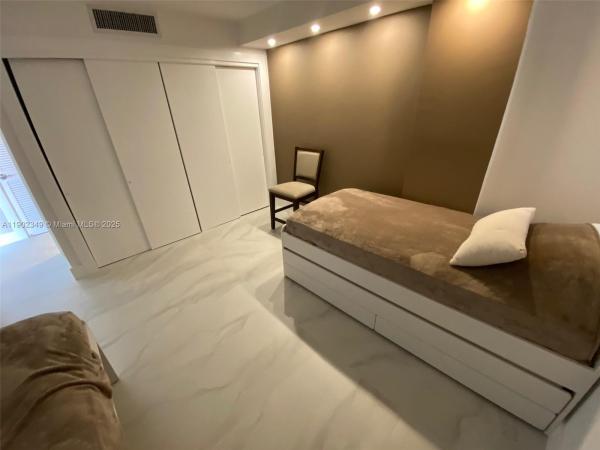 The Clifton, 3161 S Ocean Dr #1210, Hallandale Beach, Florida 33009, image 2