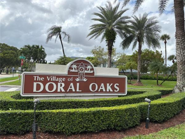 The Townhomes Of Doral Oaks, 10026 NW 52nd Ter, Doral, Florida 33178, image 1