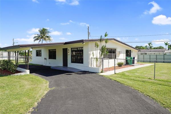 Leisure City Residential, 14520 SW 289th St, Leisure City, Florida 33033, image 2