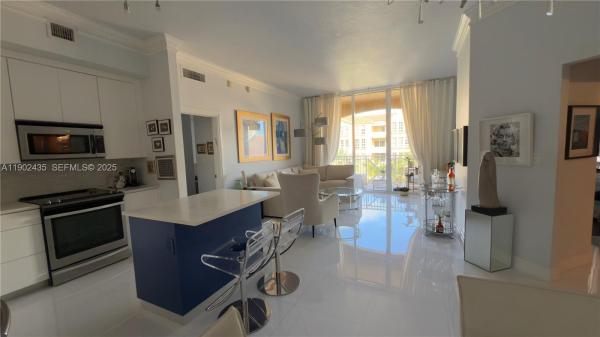Alaqua, 3001 NE 185th St #532, Aventura, Florida 33180, image 1