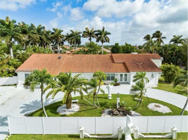 13921 SW 30th St, Miami, Florida 33175, image 1