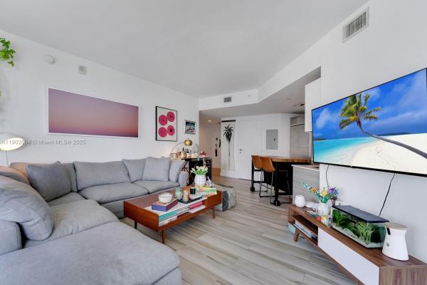 Brickell House, 1300 Brickell Bay Dr #2901, Miami, Florida 33131, image 3