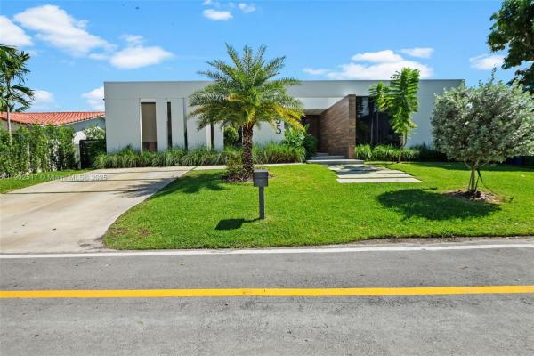 Golden Isles, 655 Layne Blvd 0, Hallandale Beach, Florida 33009, image 1