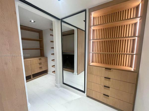 Arlen House East, 100 Bayview Dr #1901, Sunny Isles Beach, Florida 33160, image 1