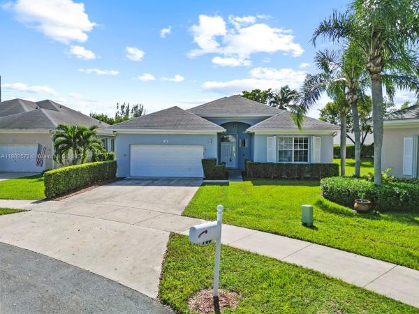 760 SE 23rd Ln, Homestead, Florida 33033, image 1