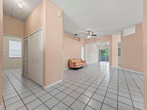 North Gate, 760 SE 23rd Ln, Homestead, Florida 33033, image 2