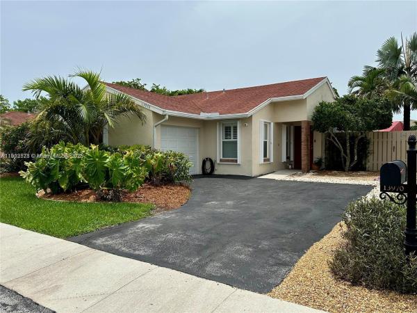 Blue Ridge, 13970 Beechwood Ct #13970, Davie, Florida 33325, image 1