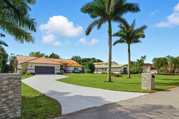 Plantation Acres, 12160 SW 2nd St, Plantation, Florida 33325, image 3