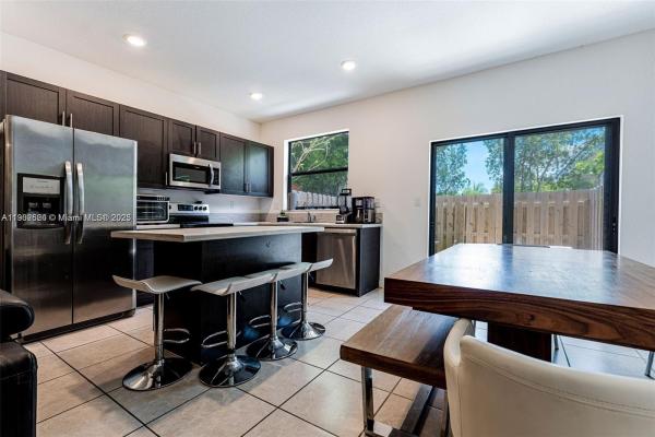 Las Ramblas At Via Ventura, 378 NE 214th St, Ives Estates, Florida 33179, image 3
