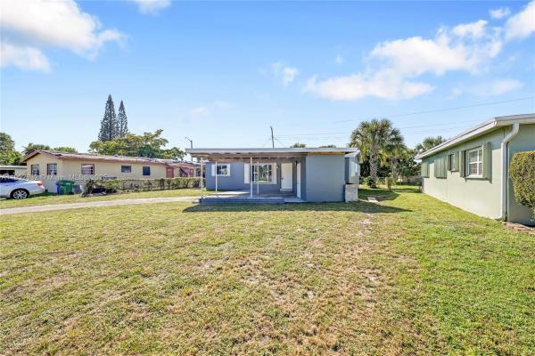 Boulevard Gardens, 415 NW 29th Ave, Fort Lauderdale, Florida 33311, image 1