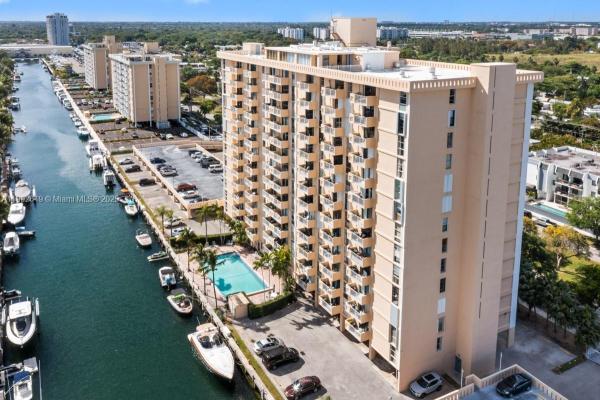 Vecino Del Mar, 2350 NE 135th St #1401, North Miami, Florida 33181, image 3