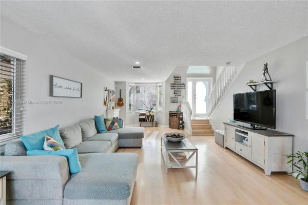 Glen Walk, 236 NW 118th Dr, Coral Springs, Florida 33071, image 1