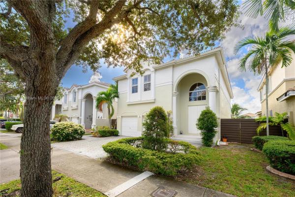 Biarritz, 11270 NW 47th Ln, Doral, Florida 33178, image 2