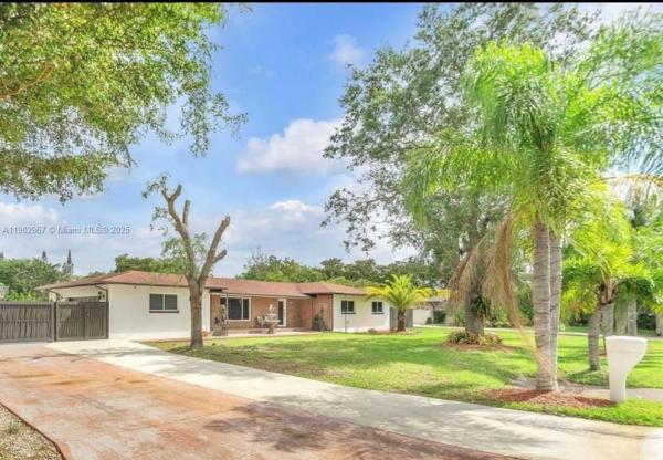 16891 SW 277th St, Homestead, Florida 33031, image 1