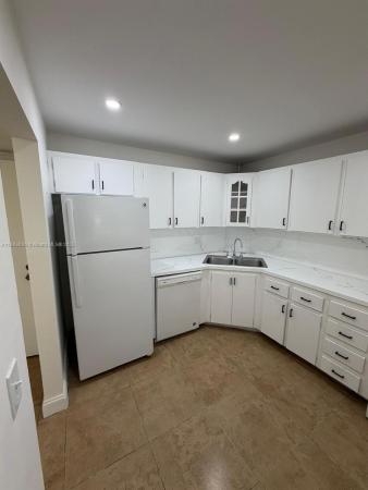 Villa Madrid 1, 10701 Royal Palm Blvd #14, Coral Springs, Florida 33065, image 1