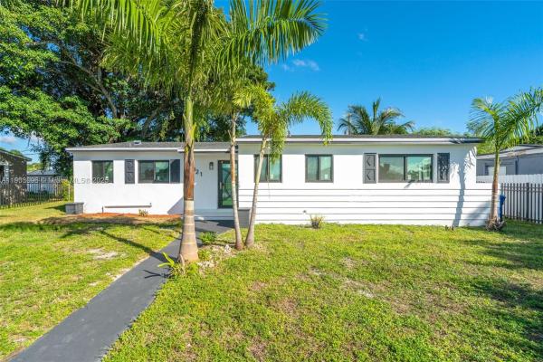 1021 NW 195th St, Miami, Florida 33169, image 1