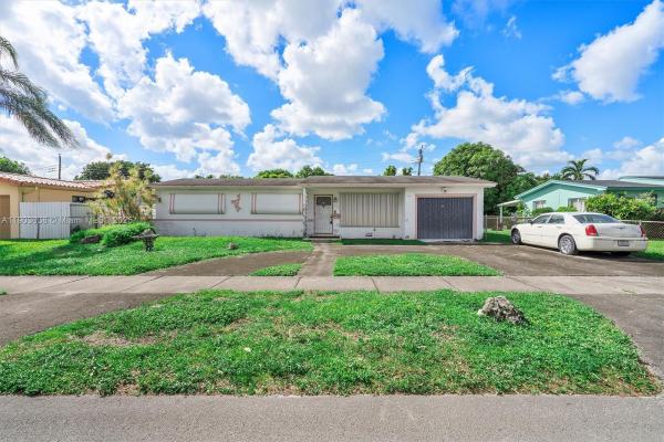 Palm Springs Lakes, 7792 W 14th Ct, Hialeah, Florida 33014, image 2