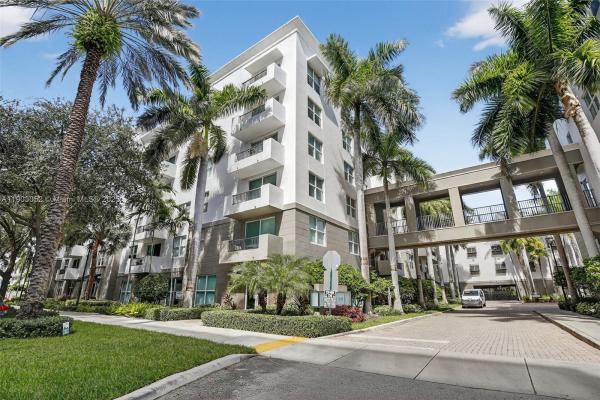 Lauderdale One, 2421 NE 65th St #508, Fort Lauderdale, Florida 33308, image 1