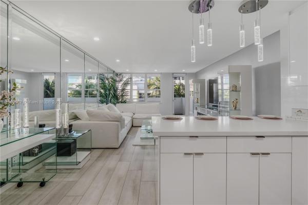 The Decoplage, 100 Lincoln Rd #323, Miami Beach, Florida 33139, image 2