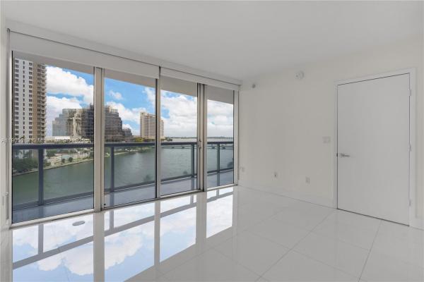 Icon Brickell Tower 2, 495 Brickell Ave #BAY607, Miami, Florida 33131, image 2