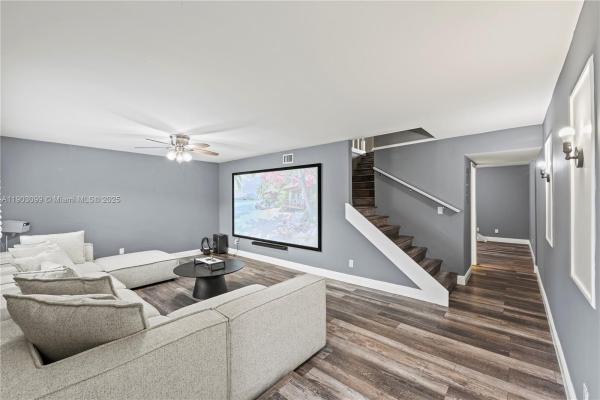 Valencia Village, 33 Madrid Ln #4-9, Davie, Florida 33324, image 3