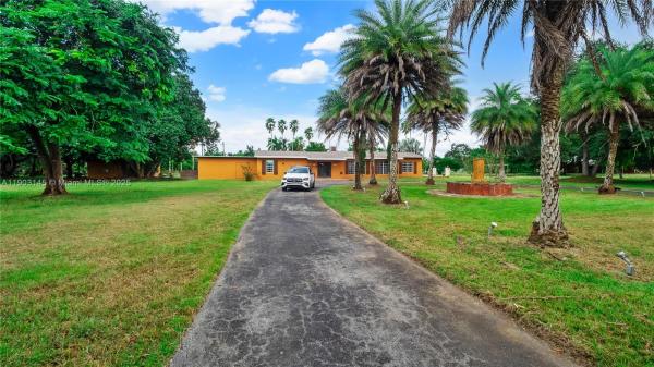 16255 SW 216th St, Miami, Florida 33170, image 1