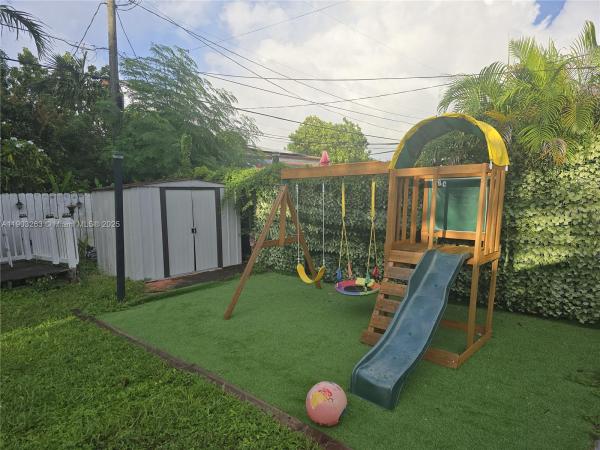 Hialeah Residential, 675 E 31st St, Hialeah, Florida 33013, image 2
