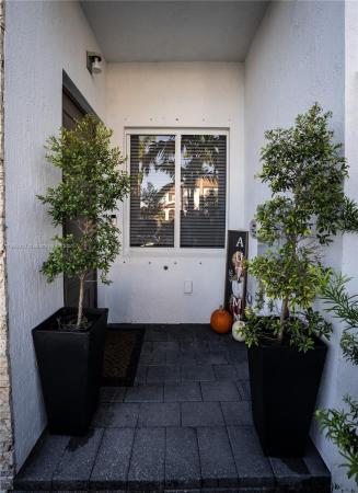 Venetian Parc, 17534 SW 153rd Ave, Richmond West, Florida 33187, image 2