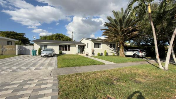 Coral Way Village, 8521 SW 27th Ter, Westchester, Florida 33155, image 3