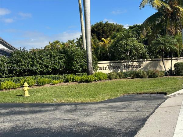 Fairview Homes, 10331 SW 135th Ct, The Crossings, Florida 33186, image 3