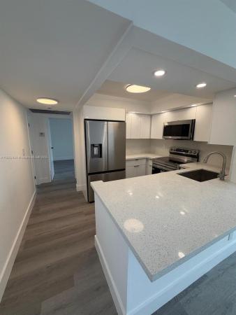 De Soto Park South, 801 Three Islands Blvd #501, Hallandale Beach, Florida 33009, image 1