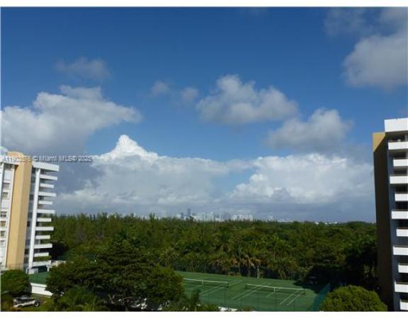 Commodore Club South, 199 Ocean Lane Dr #702, Key Biscayne, Florida 33149, image 1