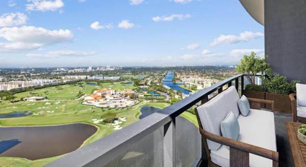 Slate Hallandale Beach, 101 Diplomat Pkwy #2705, Hallandale Beach, Florida 33009, image 1