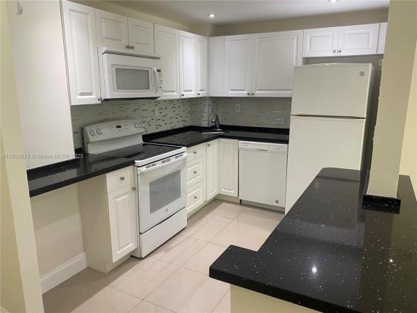 Runaway Bay, 1625 SE 10th Ave #205, Fort Lauderdale, Florida 33316, image 1