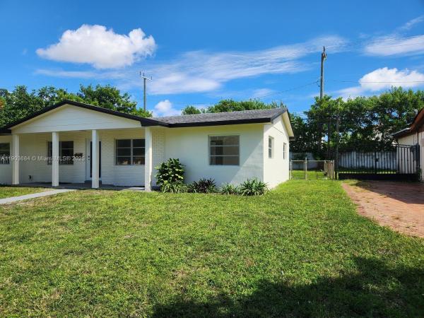 Andover, 21241 NE 2nd Ave, Ives Estates, Florida 33179, image 3