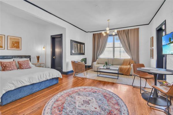 The Esplanade Beach, 900 16th St #201, Miami Beach, Florida 33139, image 1