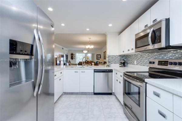 Sunrise Lakes 4, 10315 NW 24th Pl #307, Sunrise, Florida 33322, image 1