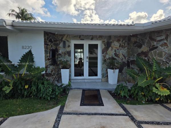 8220 SW 48th St, Miami, Florida 33155, image 1