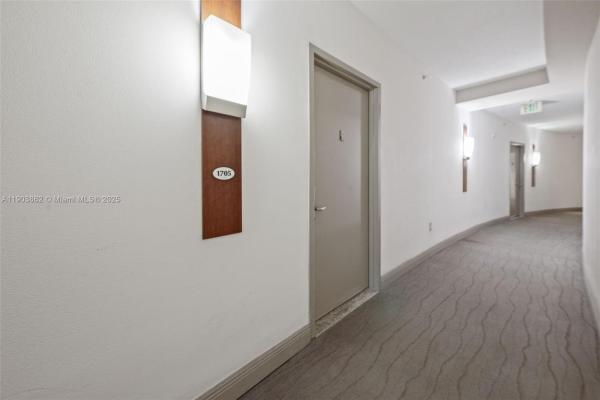 Opera Tower, 1750 N Bayshore Dr #1705, Miami, Florida 33132, image 2