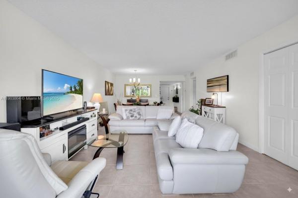 3301 S Palm Aire Dr #106, Pompano Beach, Florida 33069, image 1