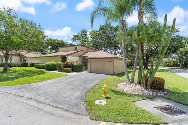 Villas At Woodmont, 8001 Royal Palm Cir #57, Tamarac, Florida 33321, image 1