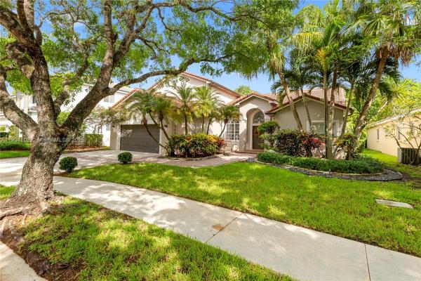 Waterford Landing At Country Isles, 1971 Landing Way, Weston, Florida 33326, image 1